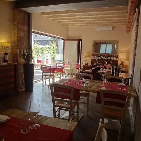 Otel Noce